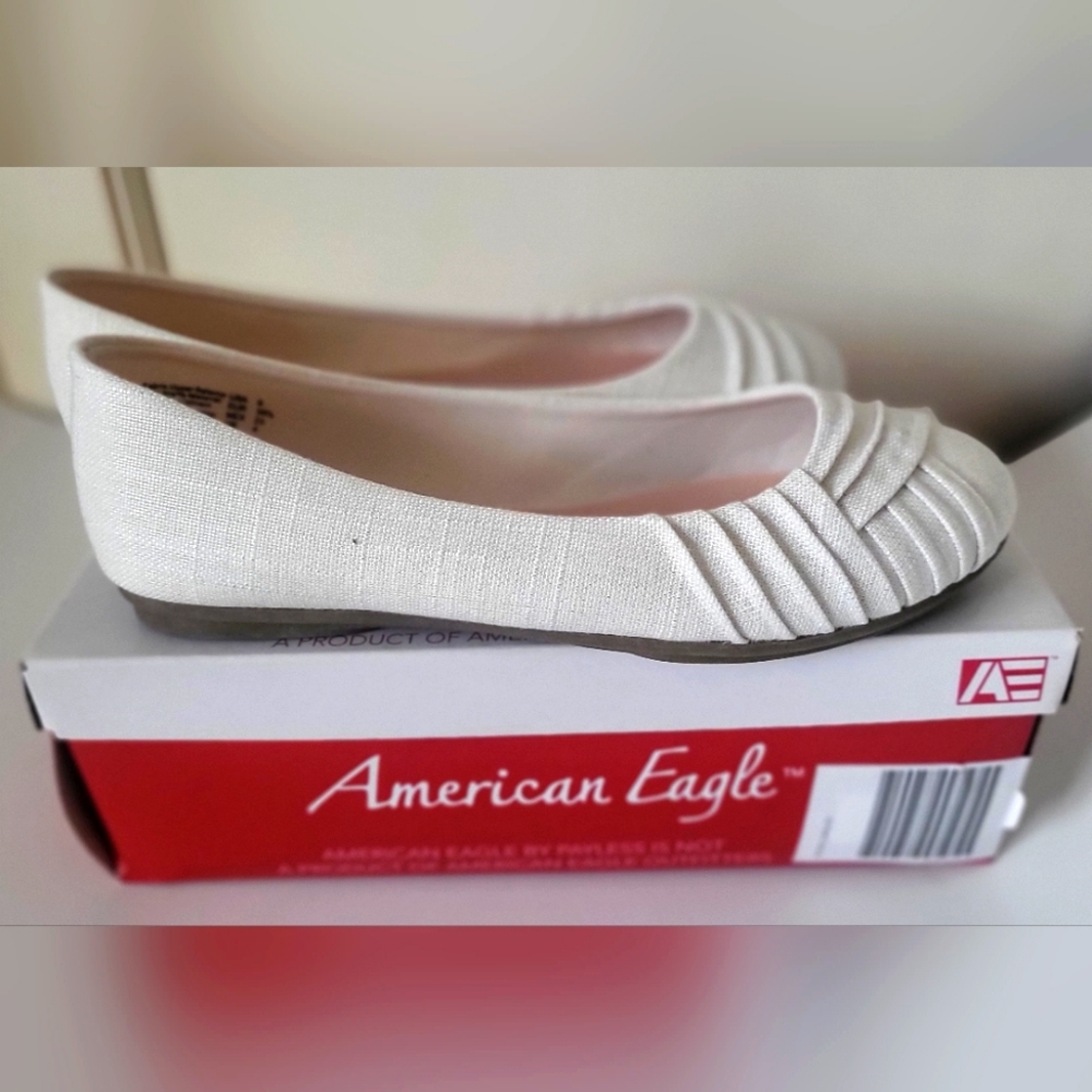 America Eagle Slip on Flats casual shoes size 6
